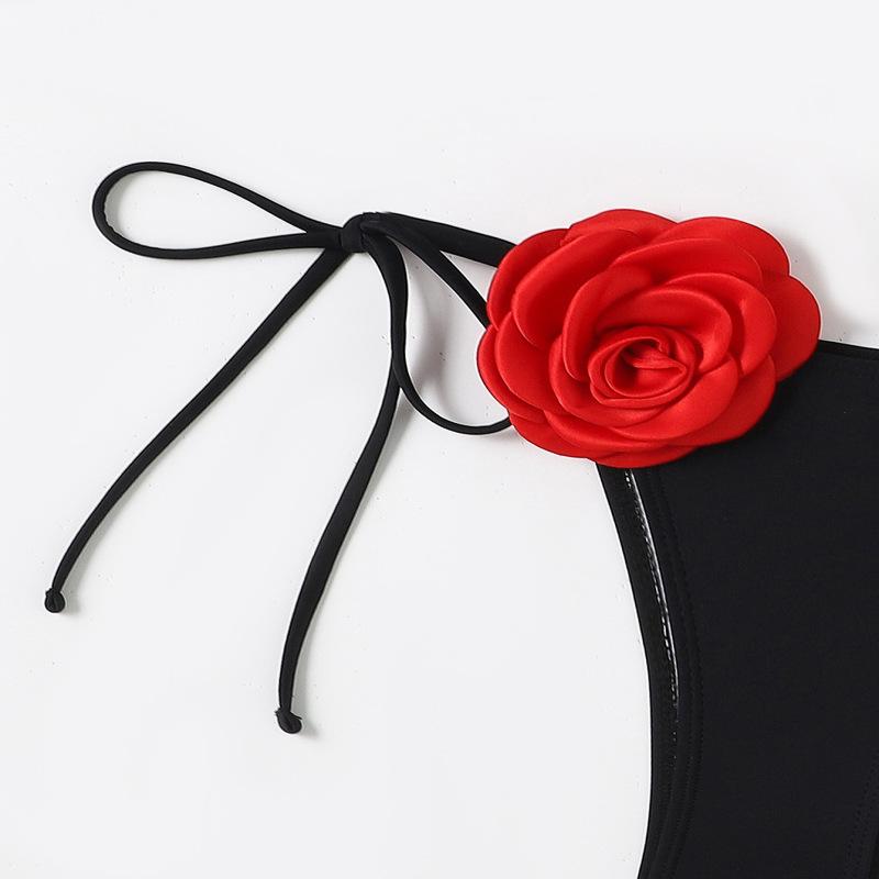 Новинка 2024 года, женский купальник с контрастным 3D цветком, бикини с разрезом, топ на бретелях, модный пляжный комплект бикини