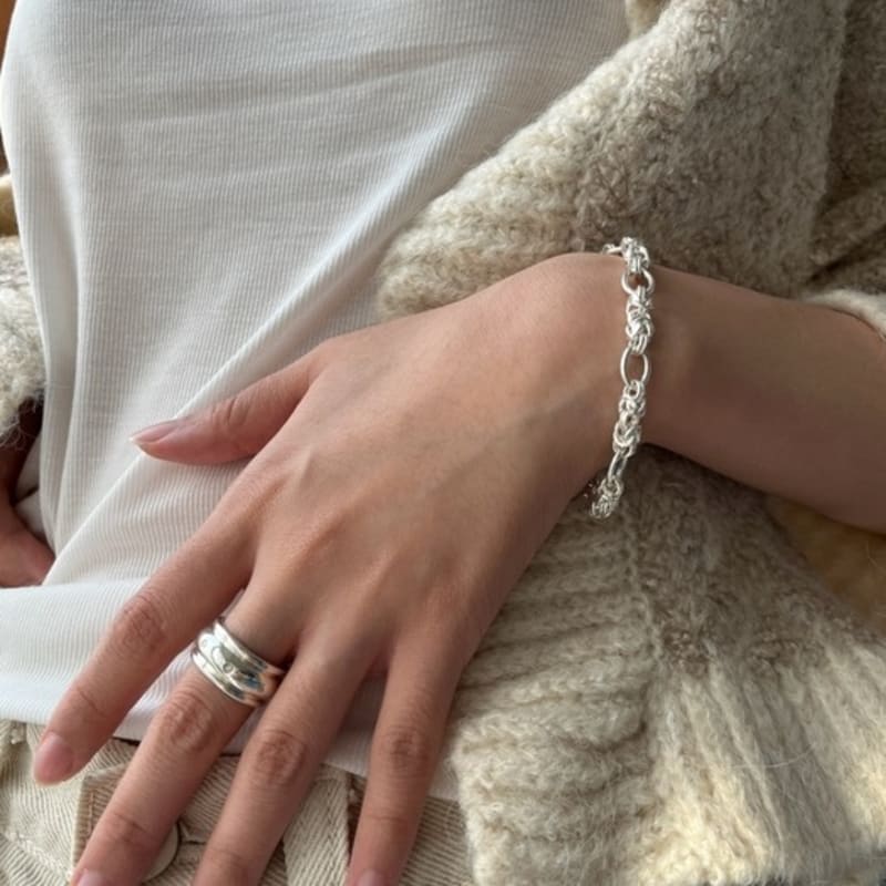 Soorium Tangle chain bracelet