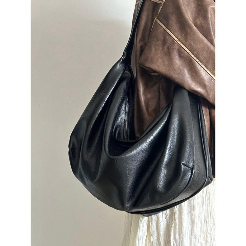 Большая вместительная черная сумка-пельмень женская ретро-сумка высокого класса на одно плечо через плечо, новинка зимы 2024 года, женские сумки