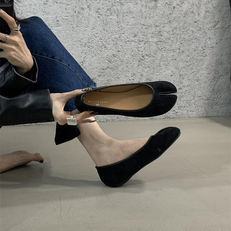 Gentle New Shoes Are Divided Into Pig's Trotters, Grandma's Pedals, Flat-soled Shallow Mouth, Korean Version of Soft-soled Single Shoes, Advanced Mary