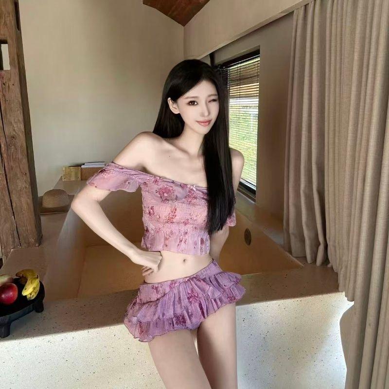 Korean sexy split shoulder swimsuit female ins Internet celebrities new small breasts gather hot spring swimsuit