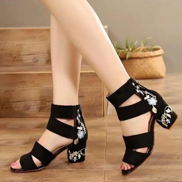 Fashion Shoes for Women 2025 New Ankle-Wrap Women's Sandals Summer Black Embroidered Mid-heel Sandals Elegant Open Toe Square Heel Mujer