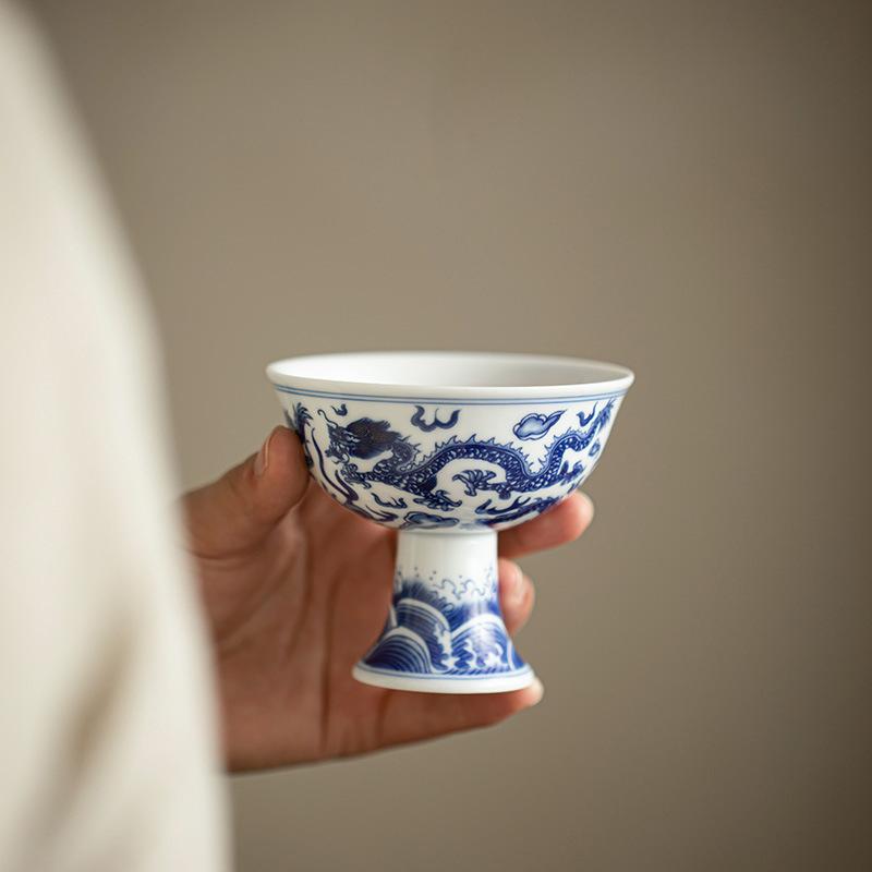 Мастер-чашка с узором синего и белого дракона, керамическая чашка на высокой ножке, чайная чашка, высококлассная для личного пользования, одиночный набор для чая кунг-фу, чайная пиала