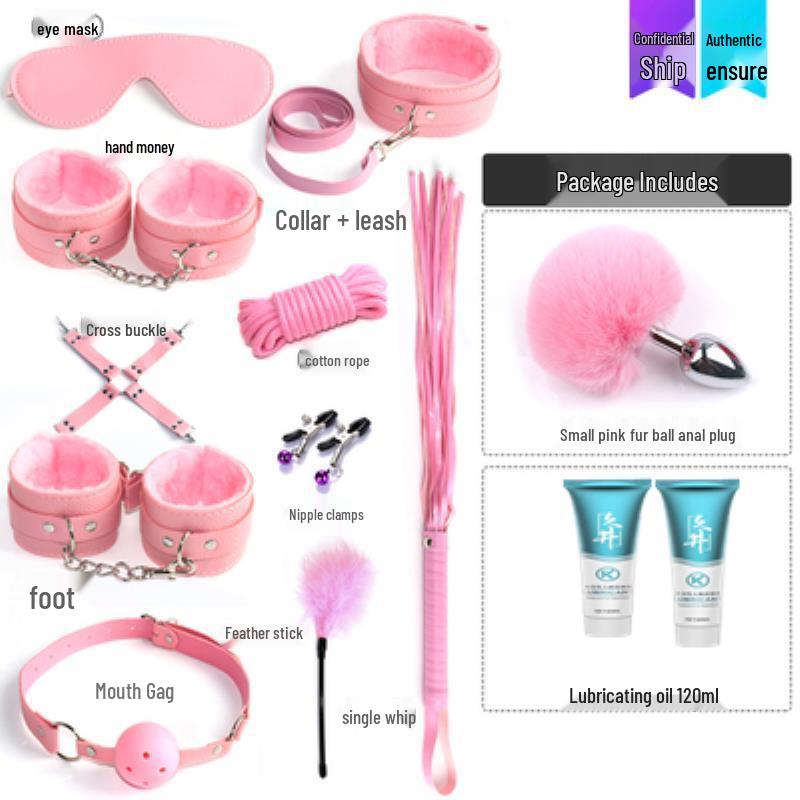 Кокетливый бондажный набор: Кожаные наручники, кнут, ошейник и зажимы для сосков