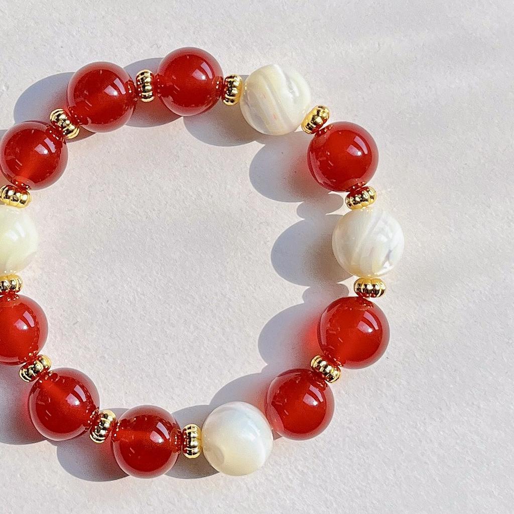 12Mm High Quality Natural Pigeon Blood Chalcedony Shell Bracelet Bracelet