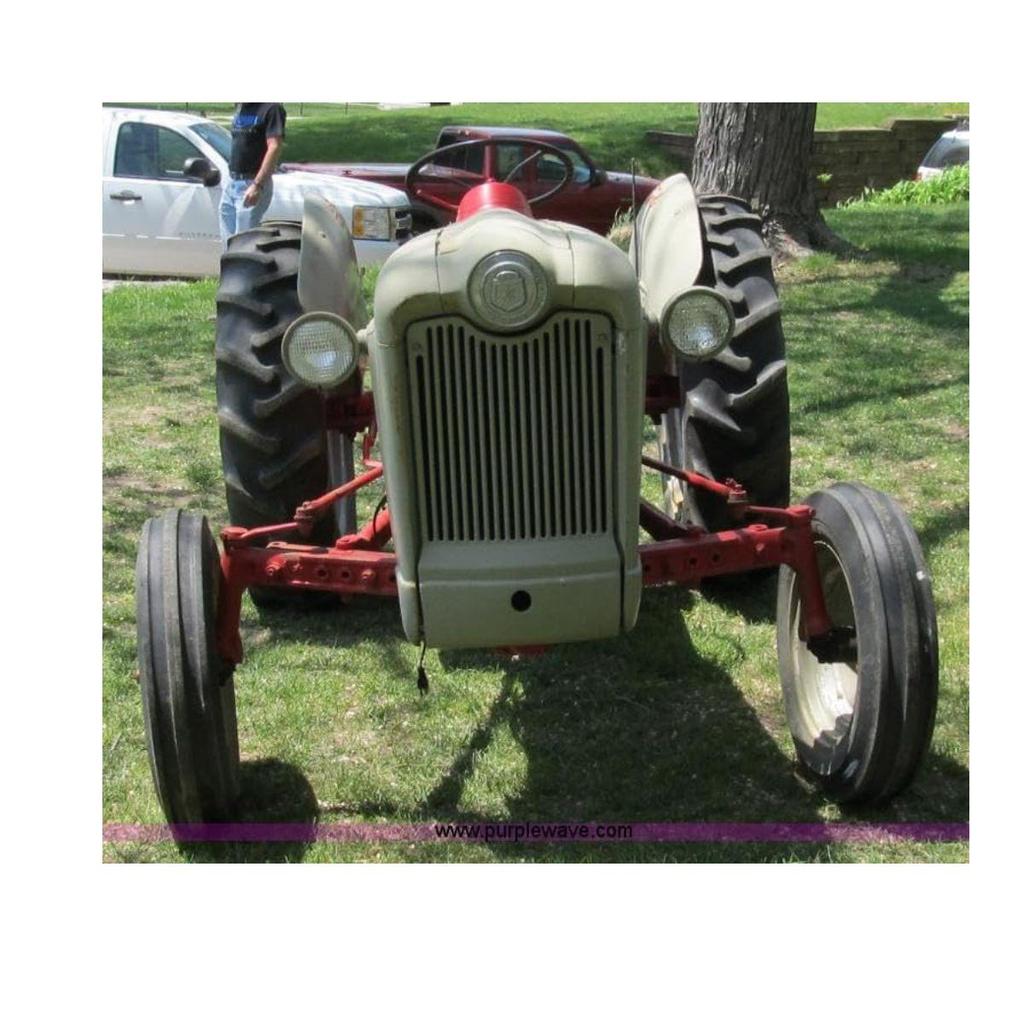 Left-Side Tractor Headlight Assembly 12V – Compatible with Ford 2N, 9N, 8N, NAA, 600, 800 Series – Grey Color Complete Lamp with Bulb