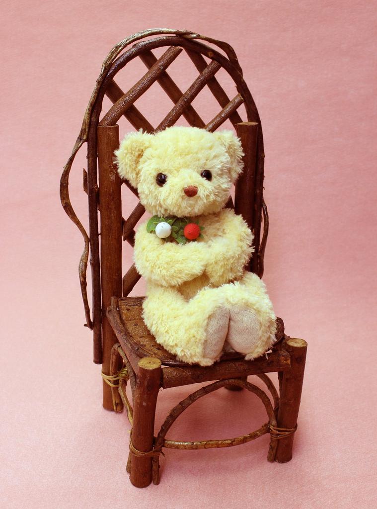 Медведь Дикая Клубника, Средний, Бежевый, 479-0220