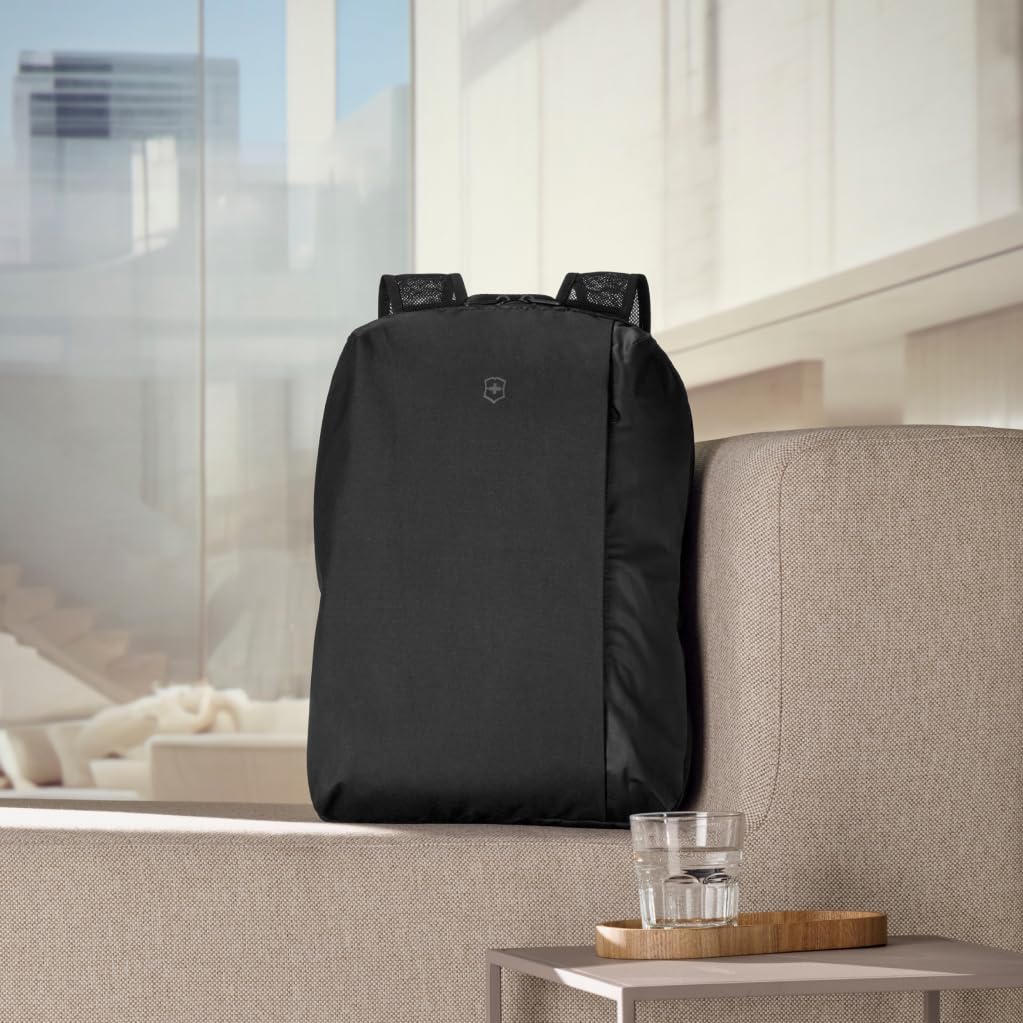 VICTORINOX 653386 Travel Essentials Backpack 20L Compact Lightweight