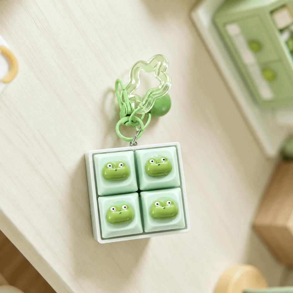 Compact Size Stress Relief Keychain Clickable Buttons Interactive Keyboard Toy Students