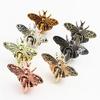 Аксессуары для багажа: Замок-врезной Bee Light Gold & Antique Gold для сумок и портфелей