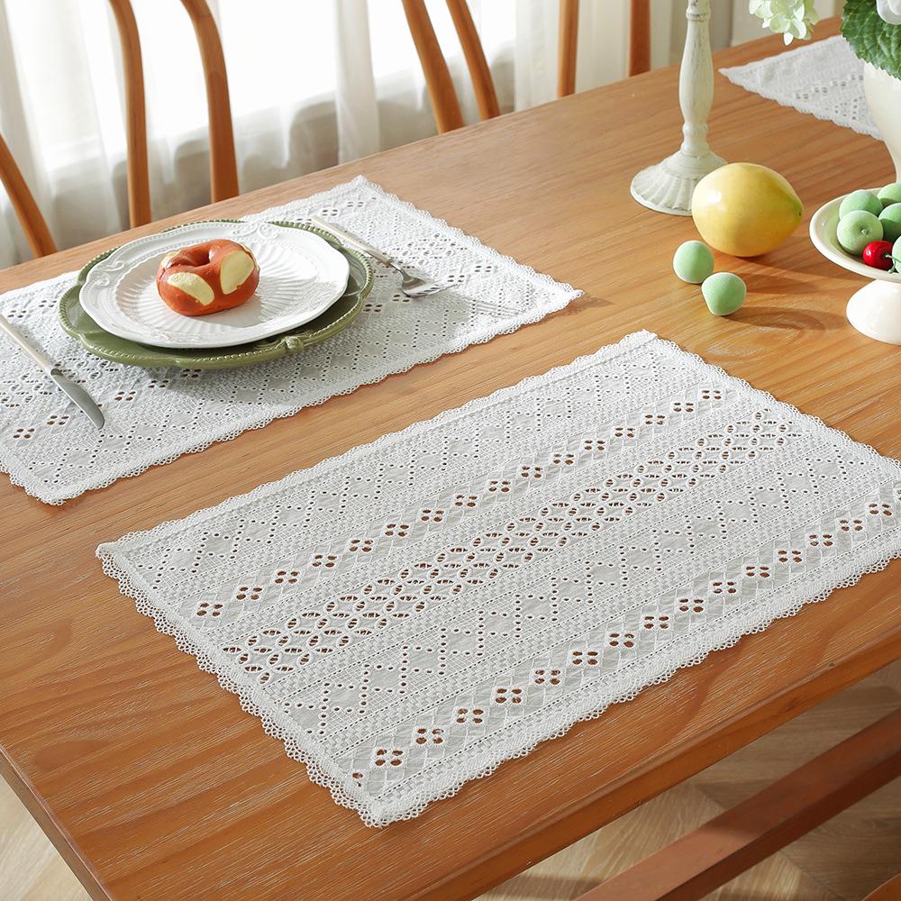 Высококачественная белая французская кружевная дорожка для стола: Полый ретро-дизайн для тумбочек под телевизор, ящиков и обувниц.