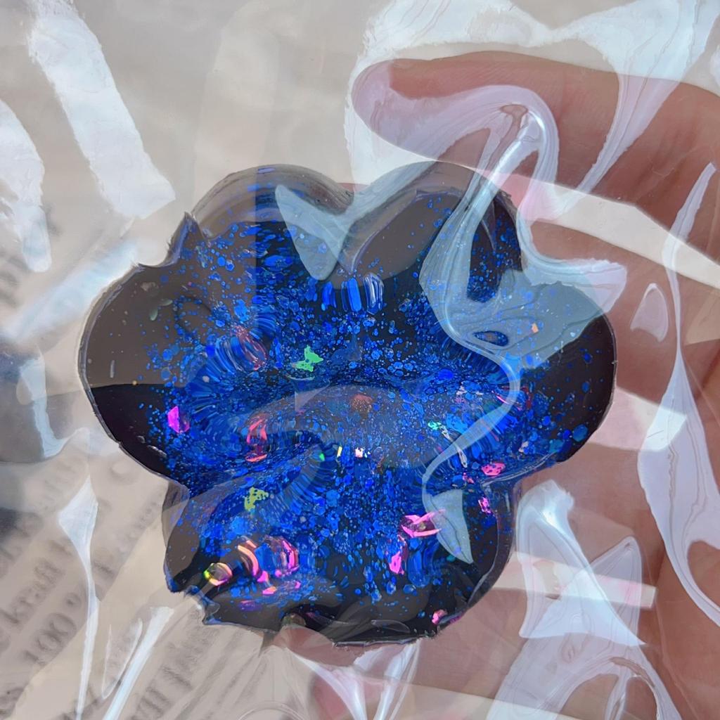 Starry Sky Cat Paw Squeeze Toy: Imitation Silicone Slime for Stress Relief