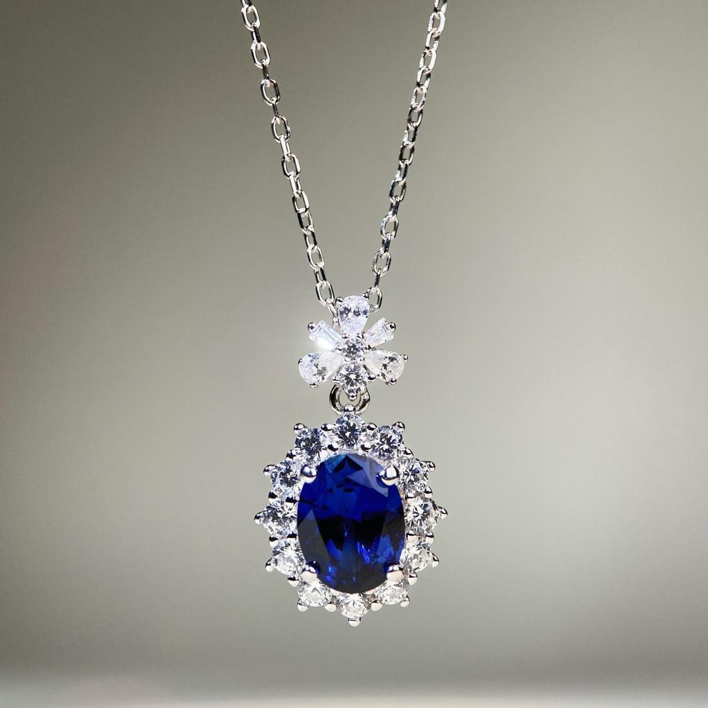 Luxury 18K White Gold Solid Platinum PT950 Women's Pigeon Egg Red Diamond Blue Diamond Pendant Necklace Clavicle Chain