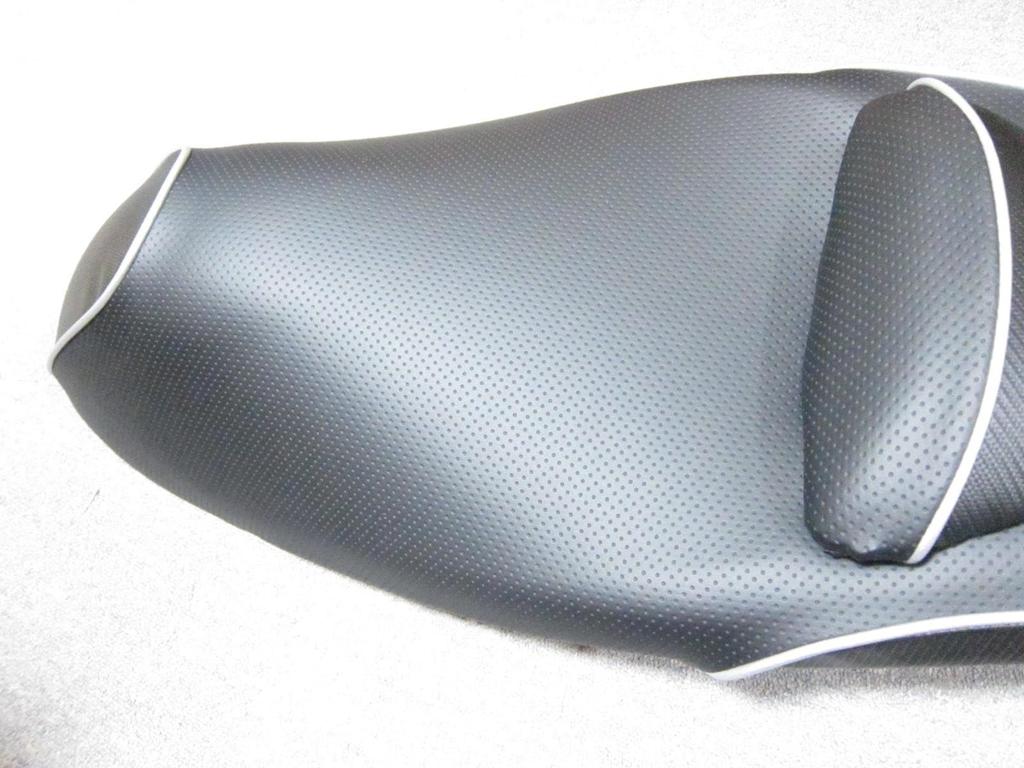 Made In Thick Synthetic Leather Seat Covers Specifically Designed for the PCX125 Easy Installation with Elastic Dimpled Fiber with Silver Japan! JF28.