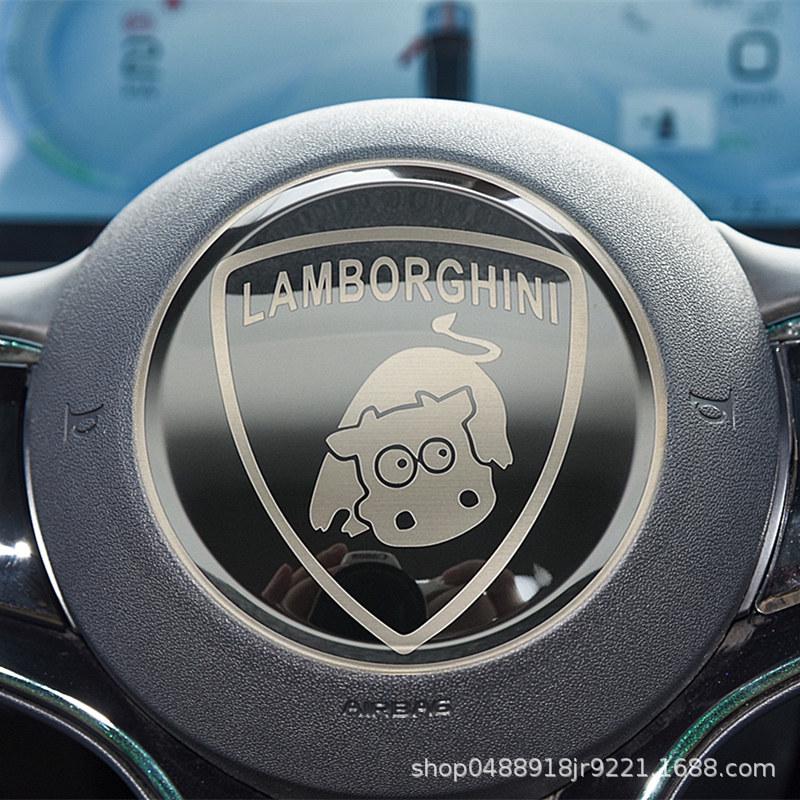 BYD Seagull Yuan PLUS Логотип рулевого колеса с изображением дельфина и тюленя, внутреннее убранство