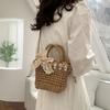 Handwoven Messenger Bag Rattan Flower with Lace Bow Design Shoulder Bag Portabl Storage Crossbody Handbag for Daily Leisure CLE