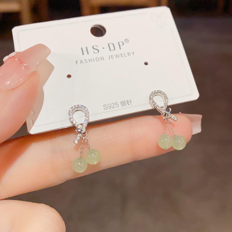 Жемчужный Роскошный Стиль Простой Повседневный Стиль для Поездок на Работу Дизайнерские Серьги с Индивидуальностью Темпераментные Модные Серьги