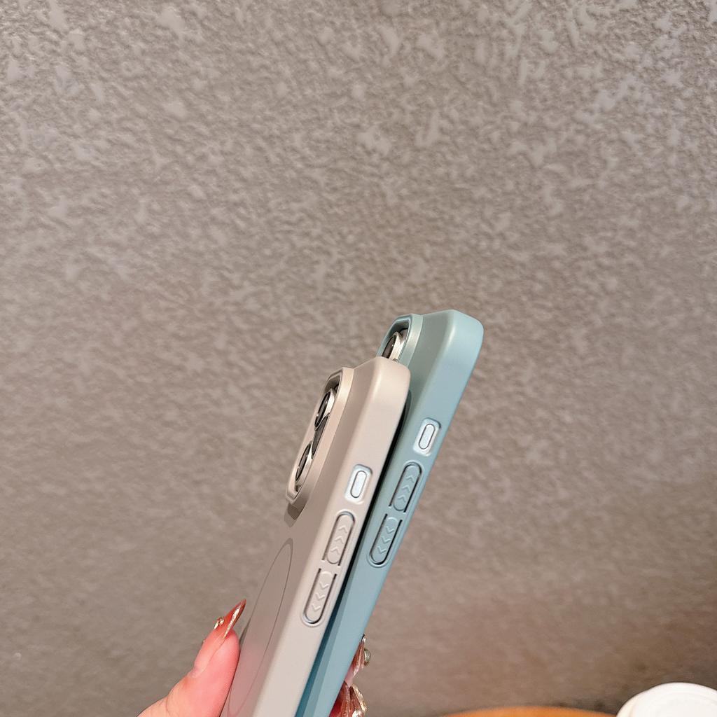 Подходит для чехла для мобильного телефона iPhone16 MagSafe с магнитной адсорбцией Apple 14promax Матовый чехол с полным покрытием и защитой