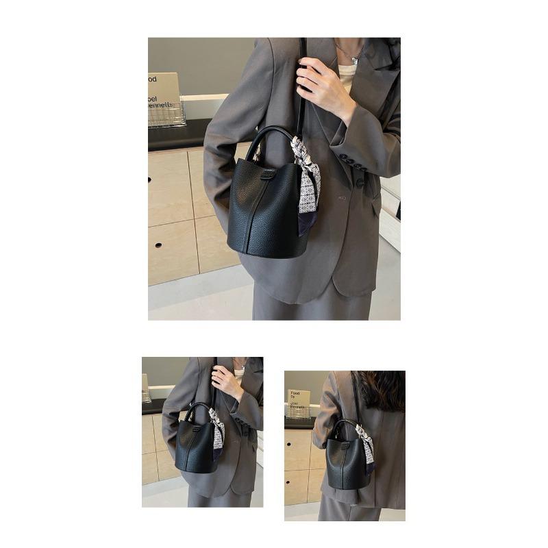 Изысканная и модная ручная сумка для женщин. Новинка 2024 года. Универсальная сумка-ведро в стиле вестерн с высококачественной и модной сумкой через плечо.