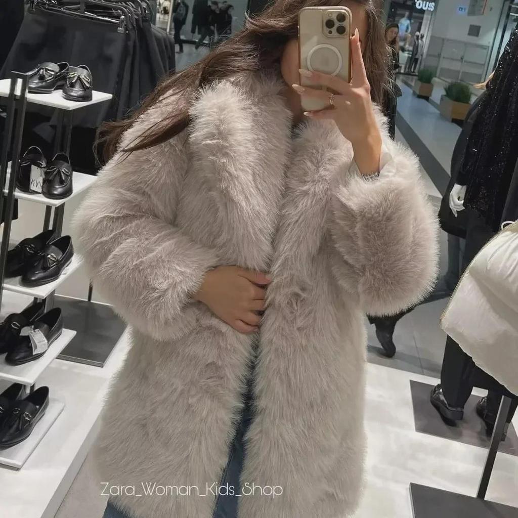 Women's 2024 Faux Fur Winter Coat with Large Lapel