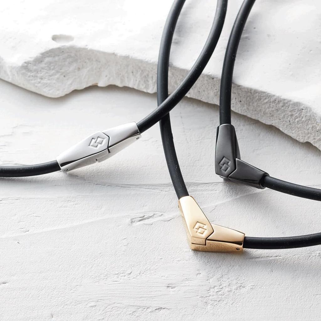 Colantotte ALT Adjustable Necklace X with Gift Bag and Message Card (L 51cm/Black Gold)