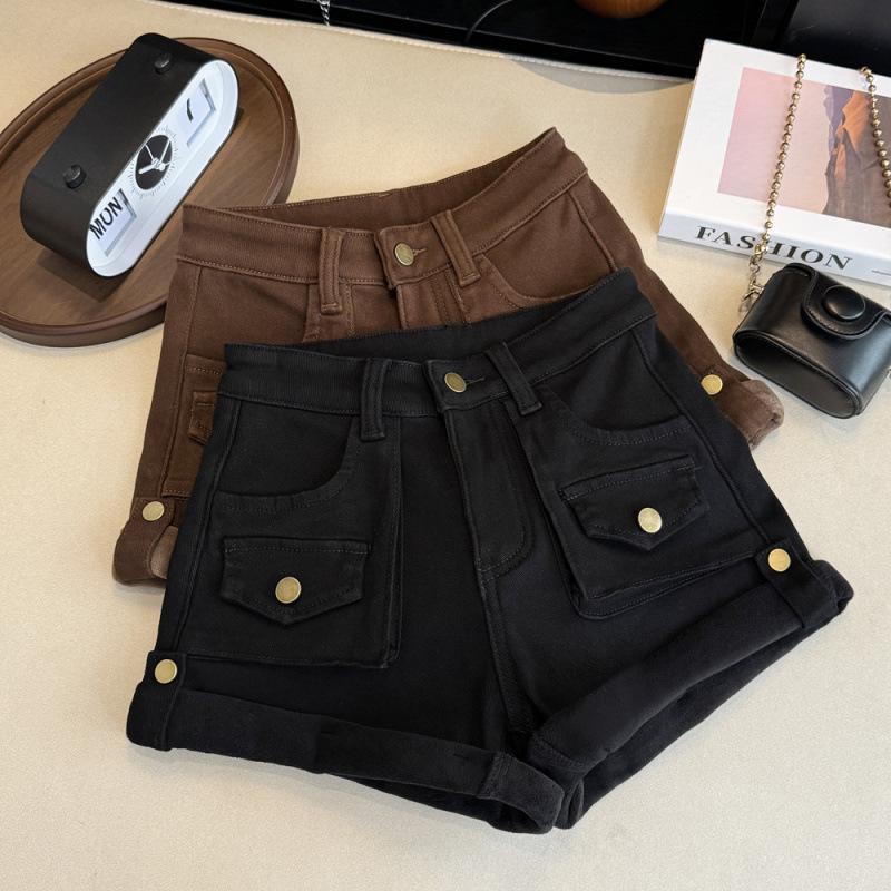 Autumn/Winter Plus Velvet High-Waisted Slimming A-Line Denim Shorts with Rolled Hem and Cargo Style