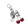 Модный брелок-подвеска для сумки в виде вишен для женщин, изготовленный из прочных сплавных материалов, с дизайном для кошельков, сумок и рюкзаков