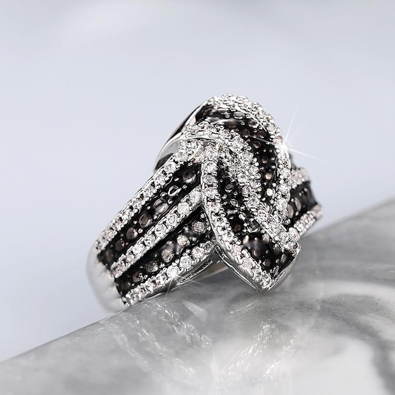 Кольцо с черной эмалью и узелком для женщин, новое современное дизайнерское шикарное женское кольцо на палец, вечеринка, блестящие ювелирные изделия с фианитами