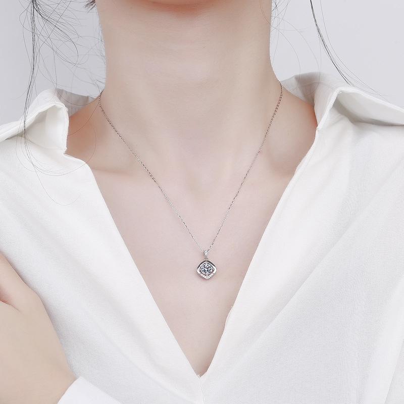Bague Ringen 1ct VVS D Цветной Муассанит Бриллиантовое Ожерелье Для Женщин Серебро 925 Ювелирные Изделия Женский Простой Темперамент Цепочка На Ключицу