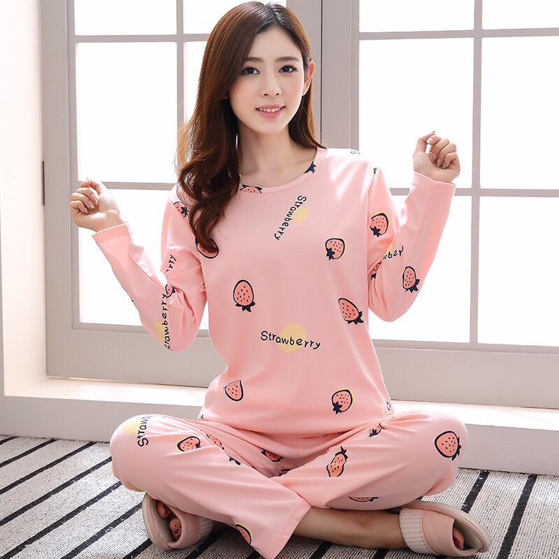 Women's Cute Cartoon Pajama Set - Long-Sleeve Top & Trousers