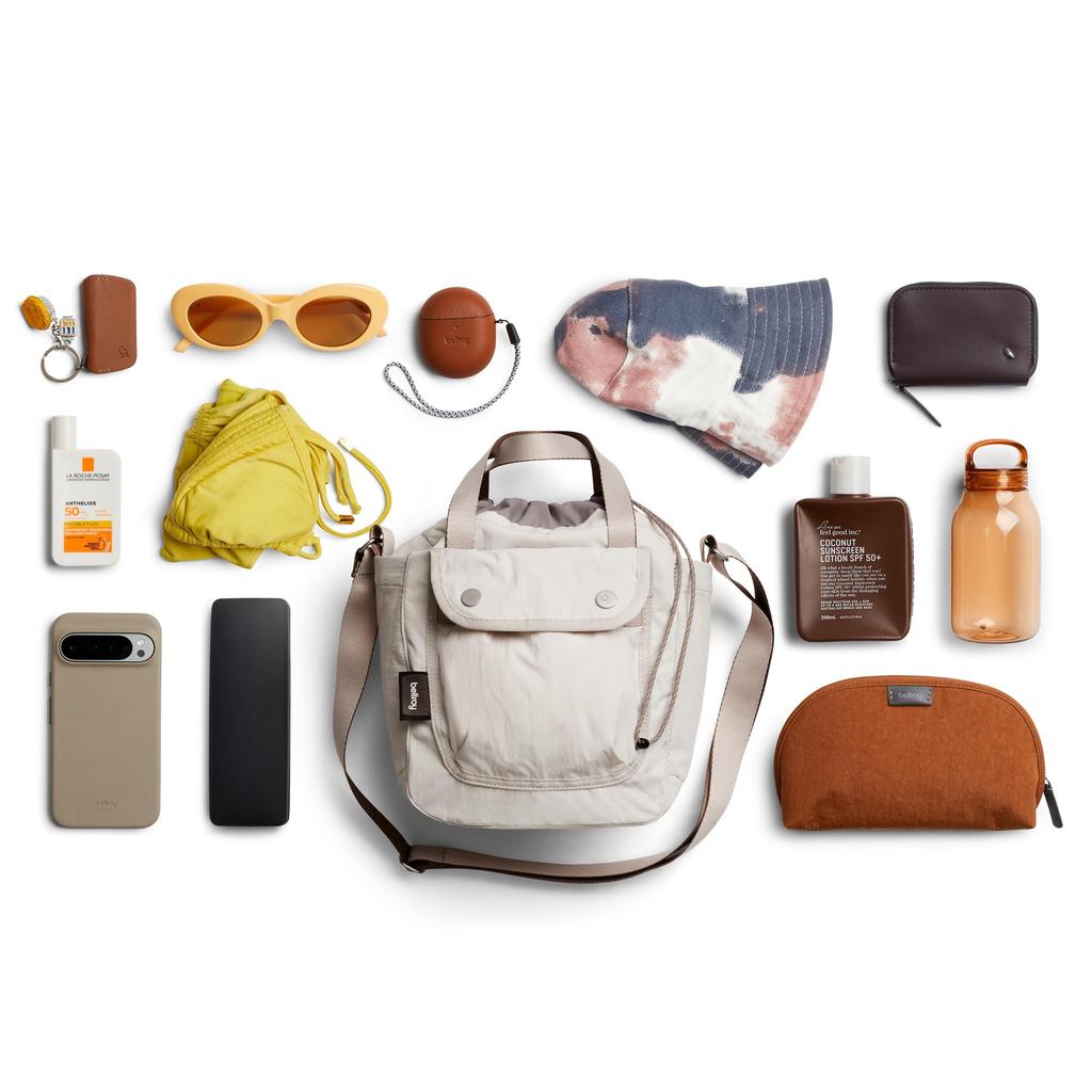 Bellroy Cinch Bucket Bag, компактный, легкий 9-литровый мешочек с достаточным местом для хранения и карманом на молнии - Овсяный