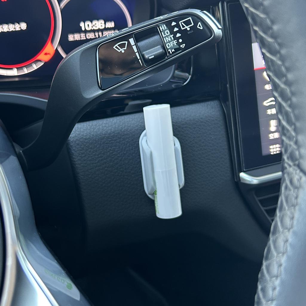 Держатель для бальзама для губ для автомобиля Силиконовый держатель для гигиенической помады Автомобильные аксессуары Вертикальный держатель для гигиенической помады Держатель для бальзама для губ для женщин девушки