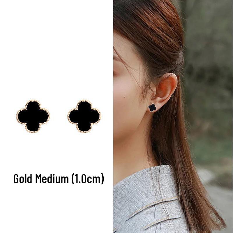 2024 Черные серебристые серьги-гвоздики в виде четырехлистного клевера: Модные женские серьги в высококлассном нишевом дизайне.