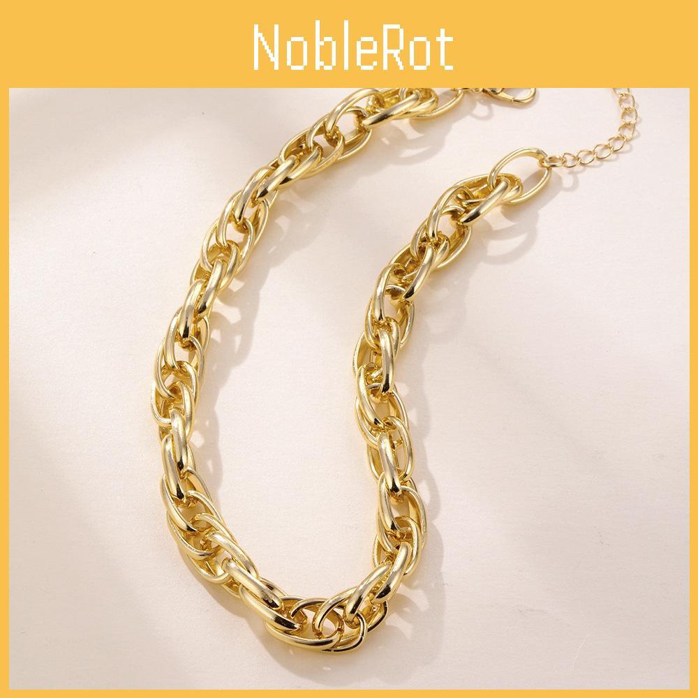 Exquisite Short Neck Chain Necklace With Sleek Geometric Features For Any Outfit