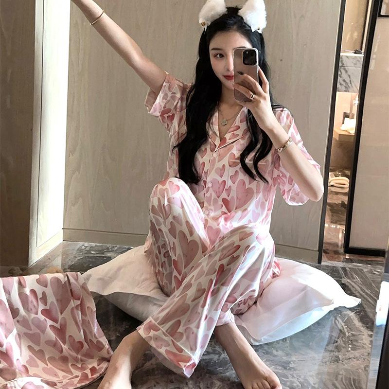 Ice silk short-sleeved pajamas summer women's high-end green flowers can be worn outside loungewear three-piece set