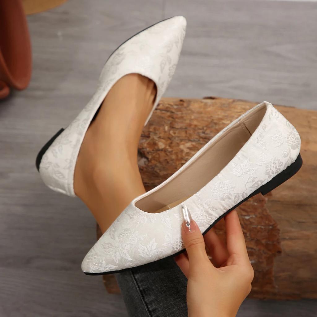 2024 Лето Небольшие Легкие Модные Новые Туфли На Плоской Подошве Мягкие Ретро Острые Носки Элегантные Повседневные Мокасины Туфли Для Женщин