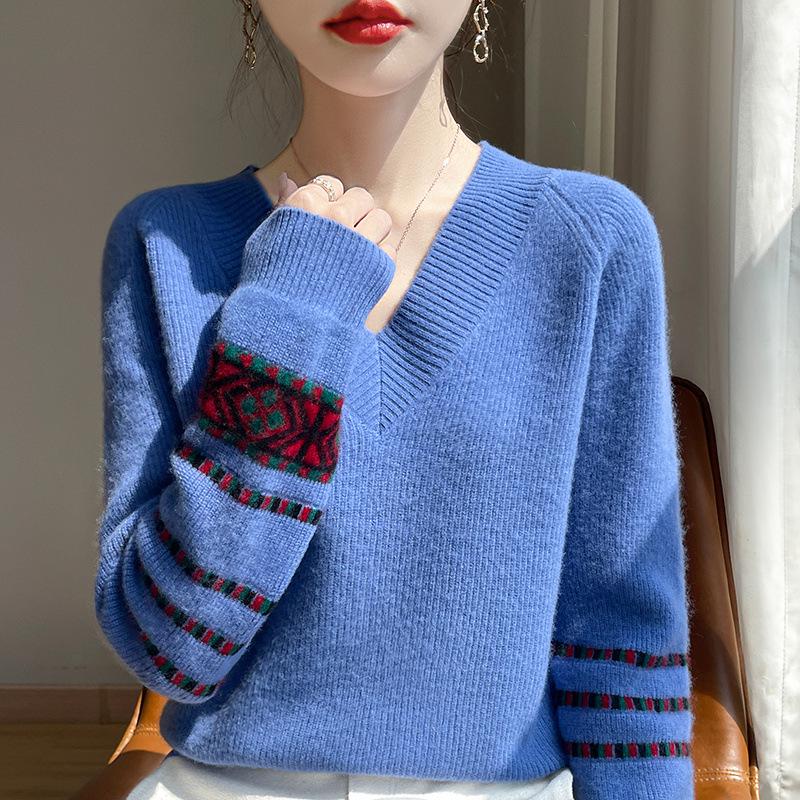 2025 Slimming V-Neck Women's Lazy Style 100% Wool Sweater