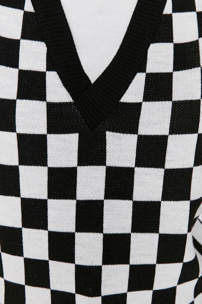 Women's Fashion Stylish Sweater Black V-Neck Knitwear Sweater