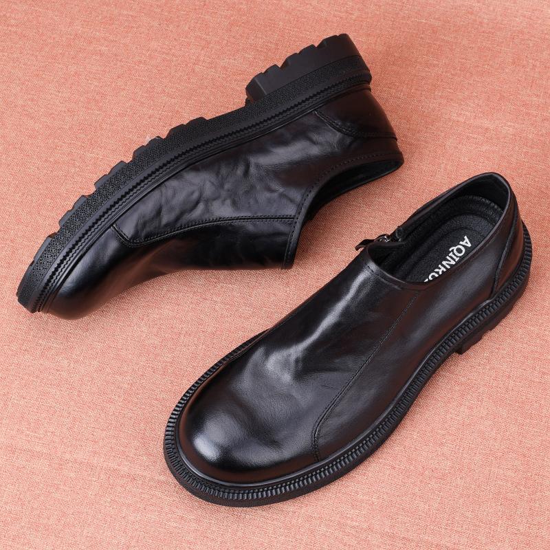 Leather hollow men's shoes breathable casual punched leather shoes men's first layer cowhide soft sole soft leather single layer shoes