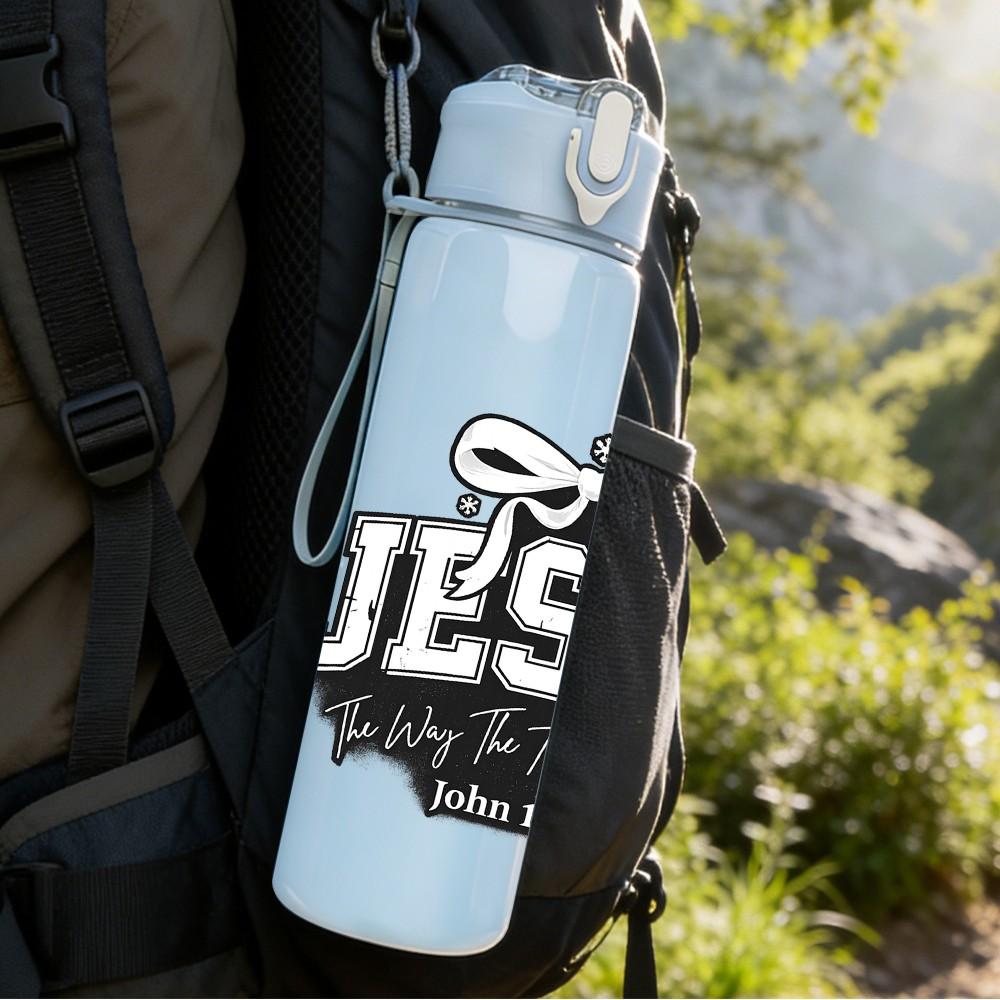 1PC JESUS Bow Retro Letter Badge Print 750ml Color Plastic Sports Water Bottle Leakproof Flip Straw Lid Suitable for Sports Office Home Use