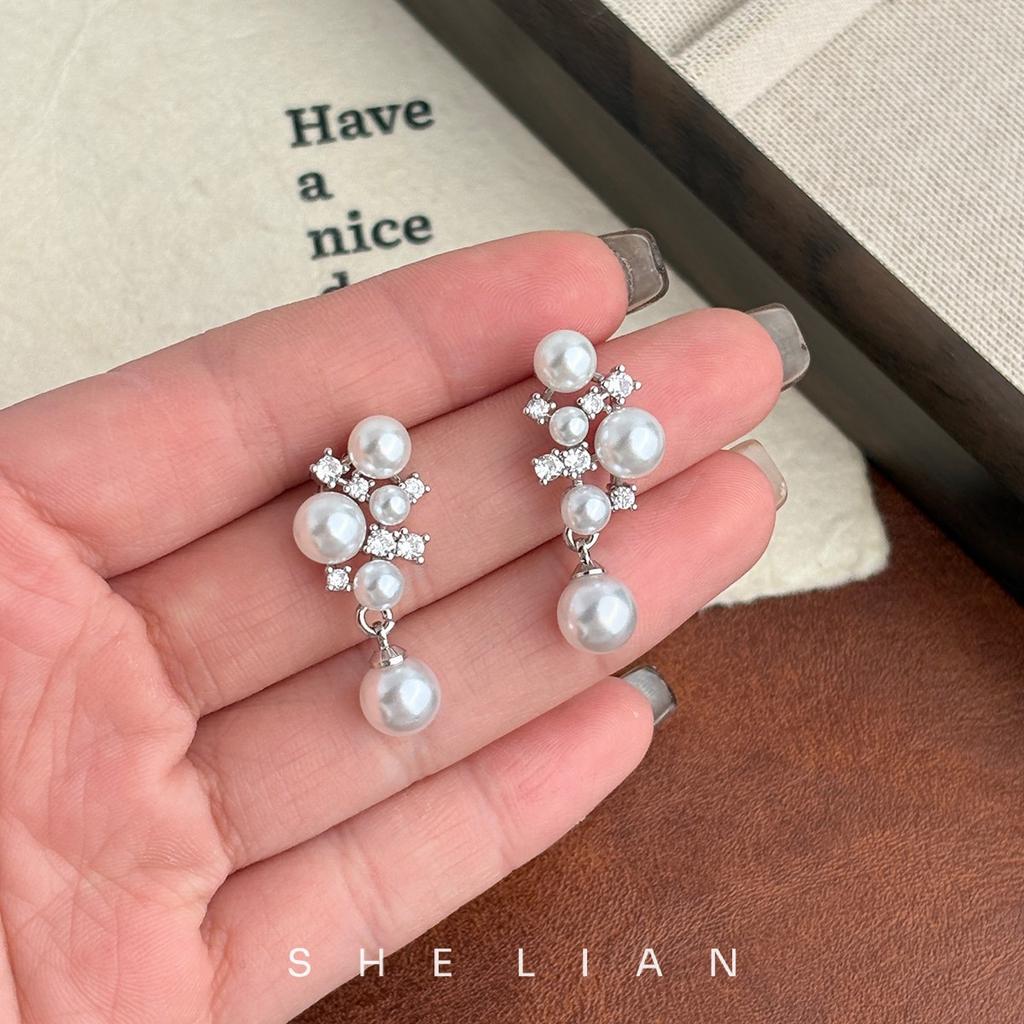 Light luxury high-end zircon pearl grape string earrings niche design temperament earrings versatile fashion earrings women