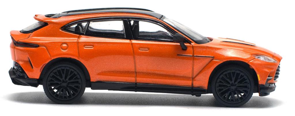 POP RACE ASTON MARTIN DBX 707 COSMOS ORANGE Готовое изделие 1/64 -