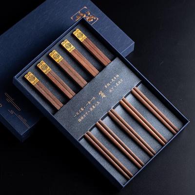 Безлаковые палочки для еды из красного сандала Shihua - Подарочный набор из 5 пар