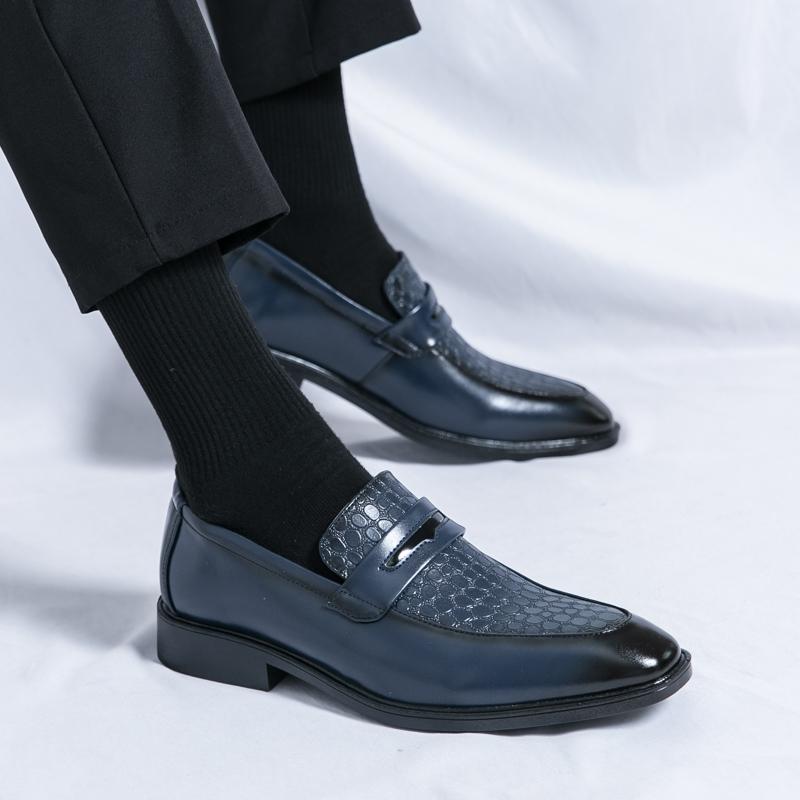 Fashion Fashionable New Men's Comfortable Pointed Casual Leather Shoe British Style Men Crocodile Leather Through Business Leather Shoes