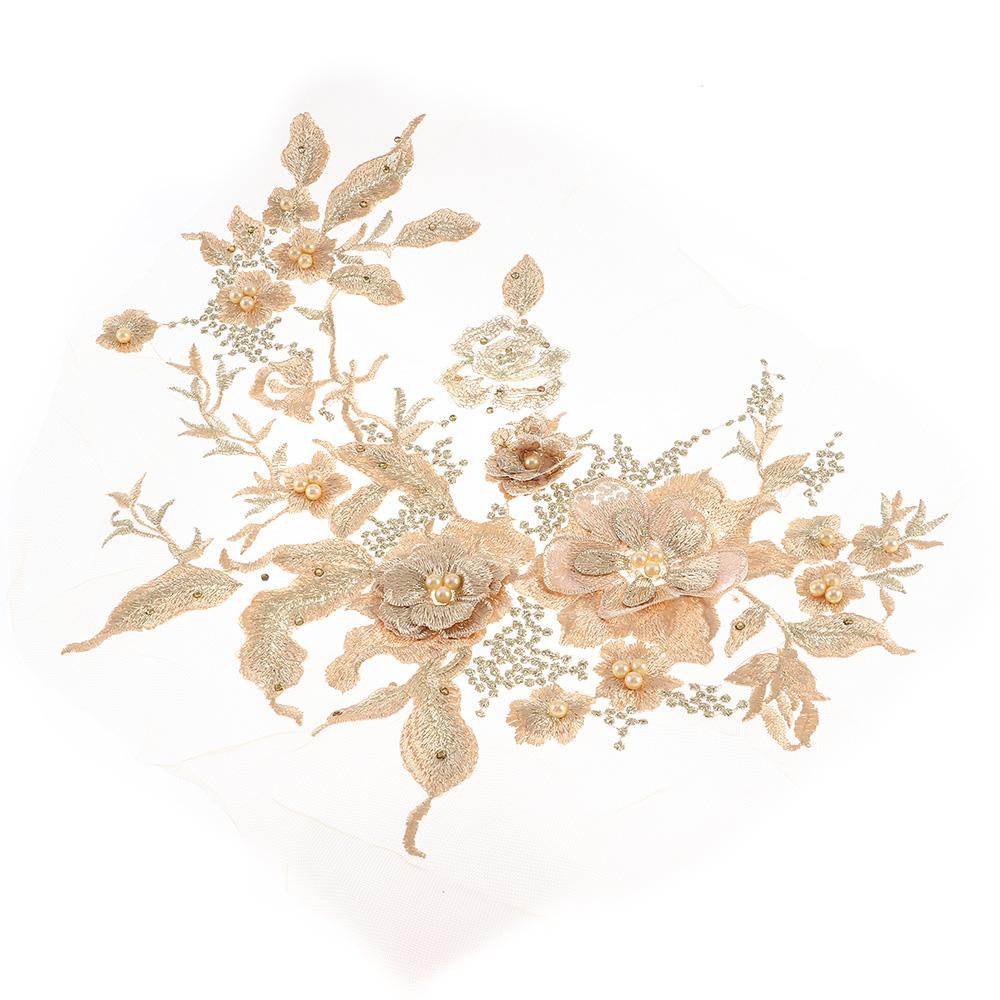 material 3D Flower Fabric Beaded Lace Applique Embroidered Flower Patch for Dresses Bridal Dress