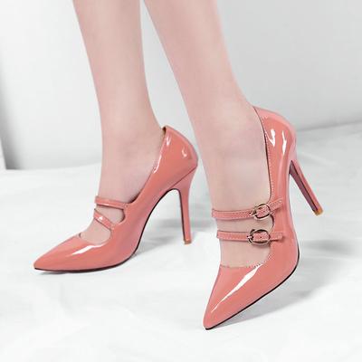 2025 Женская обувь Новые туфли-лодочки из лакированной кожи с острым носком Размер 34-46 пряжка-ремень обувь-калиги