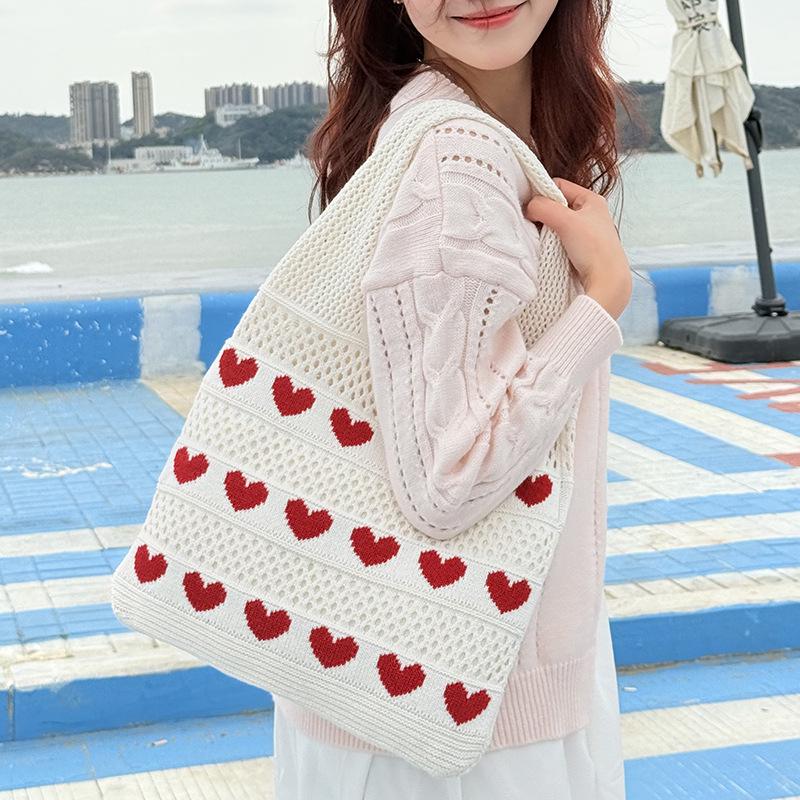 Heart-Shaped Knit Bag: Casual Minimalist Shoulder Tote for Women