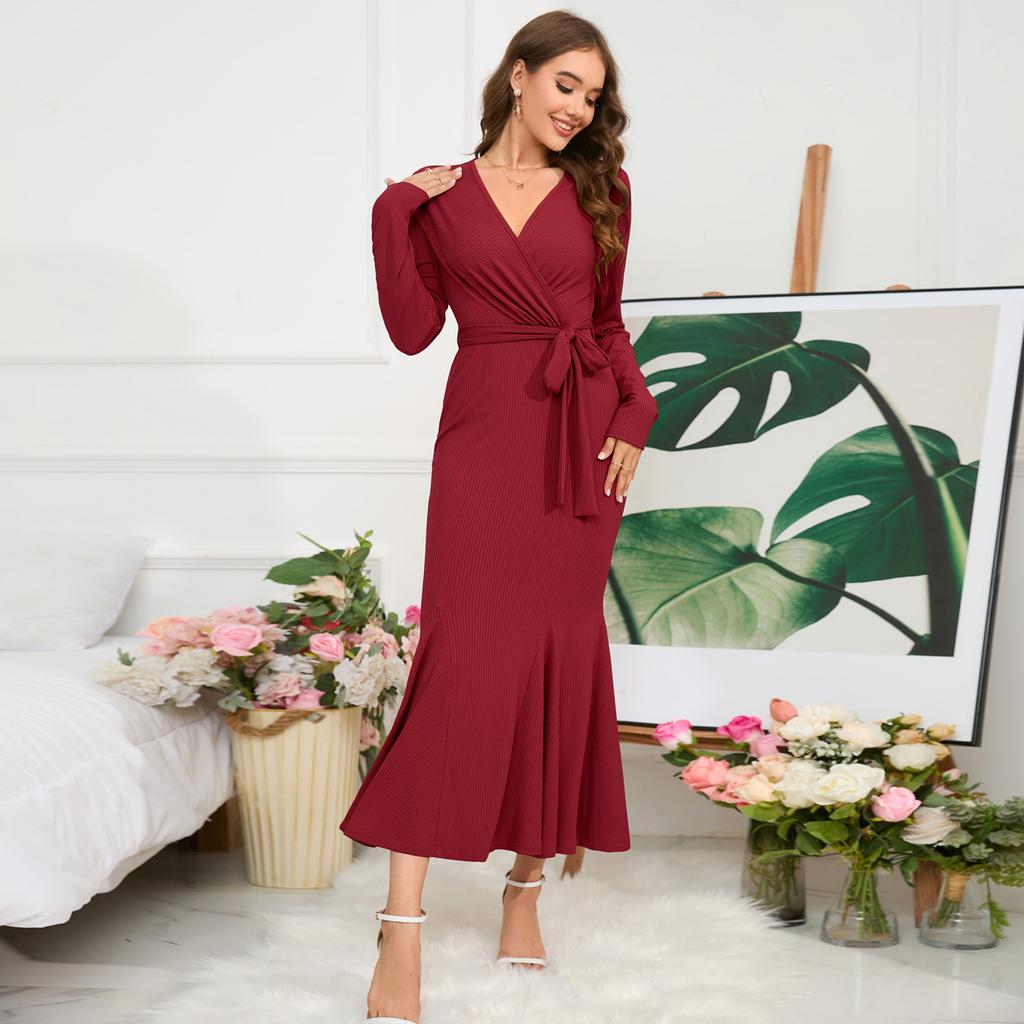 Women's Spring and Autumn V-neck Long-sleeved Slim Temperament Fishtail Dress Knitted Long Dress