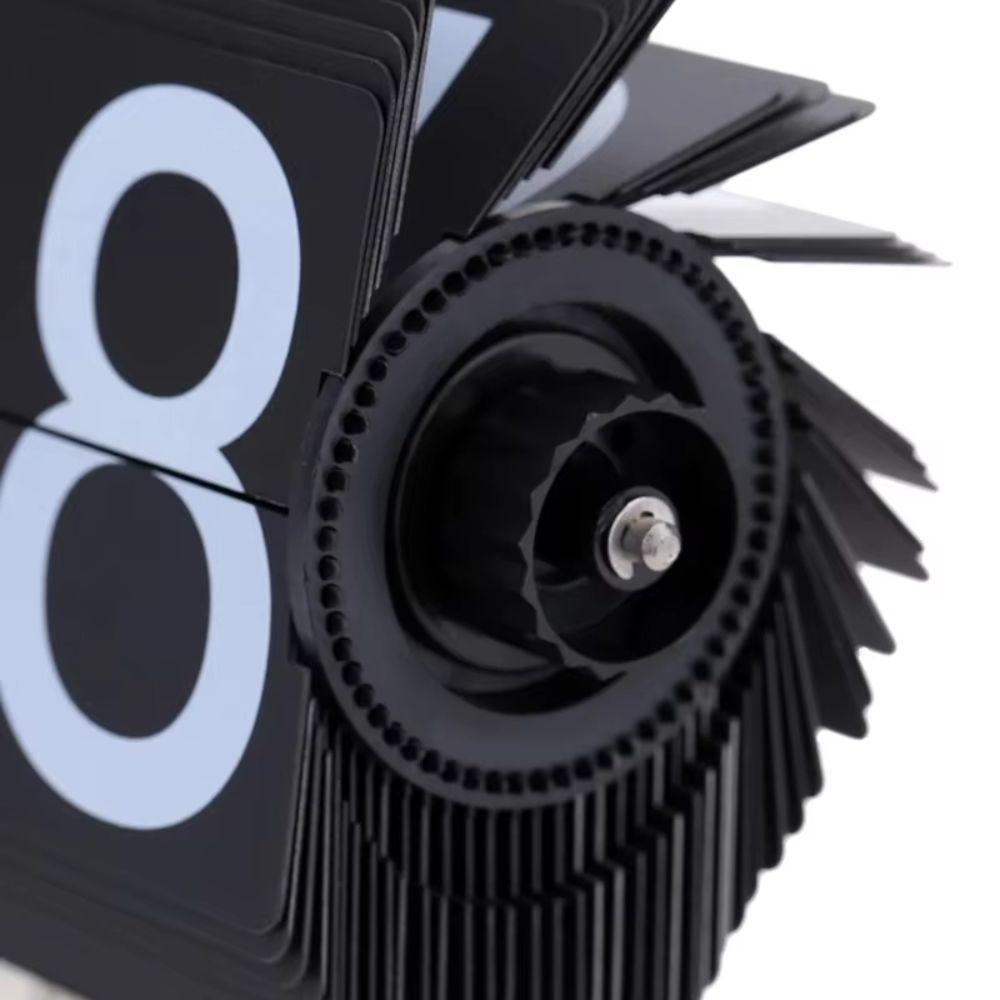 Mechanical Vintage Metal Clock Nordic Style Page Turning Clock Automatic Flip Clock Desktop