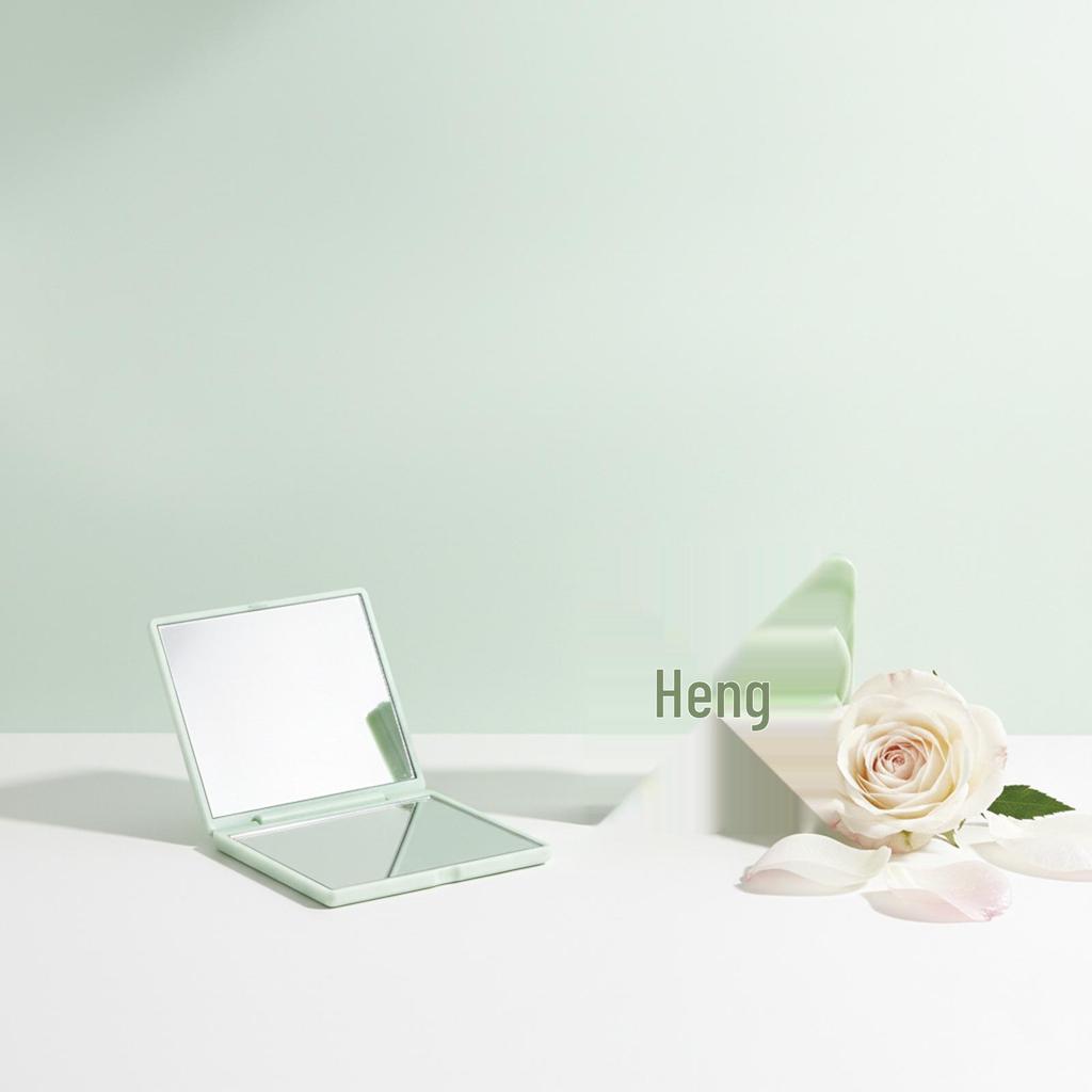 "Компактное двустороннее складное карманное зеркало": Увеличительное и Стандартное для Портативного Макияжа".